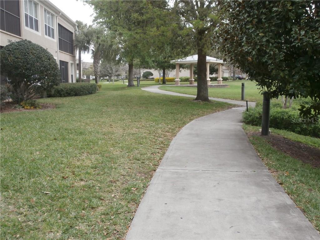 CARRIAGE HMS/STONEBRIDGE COMMO - Residential Lease