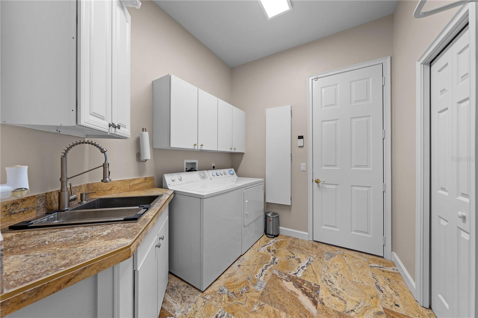 KISSIMMEE BAY - Residential