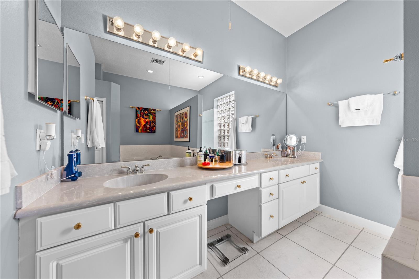 KISSIMMEE BAY - Residential