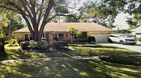 Photo of 7920 Dunstable Circle, Orlando, FL 32817 (MLS # TB8464605)