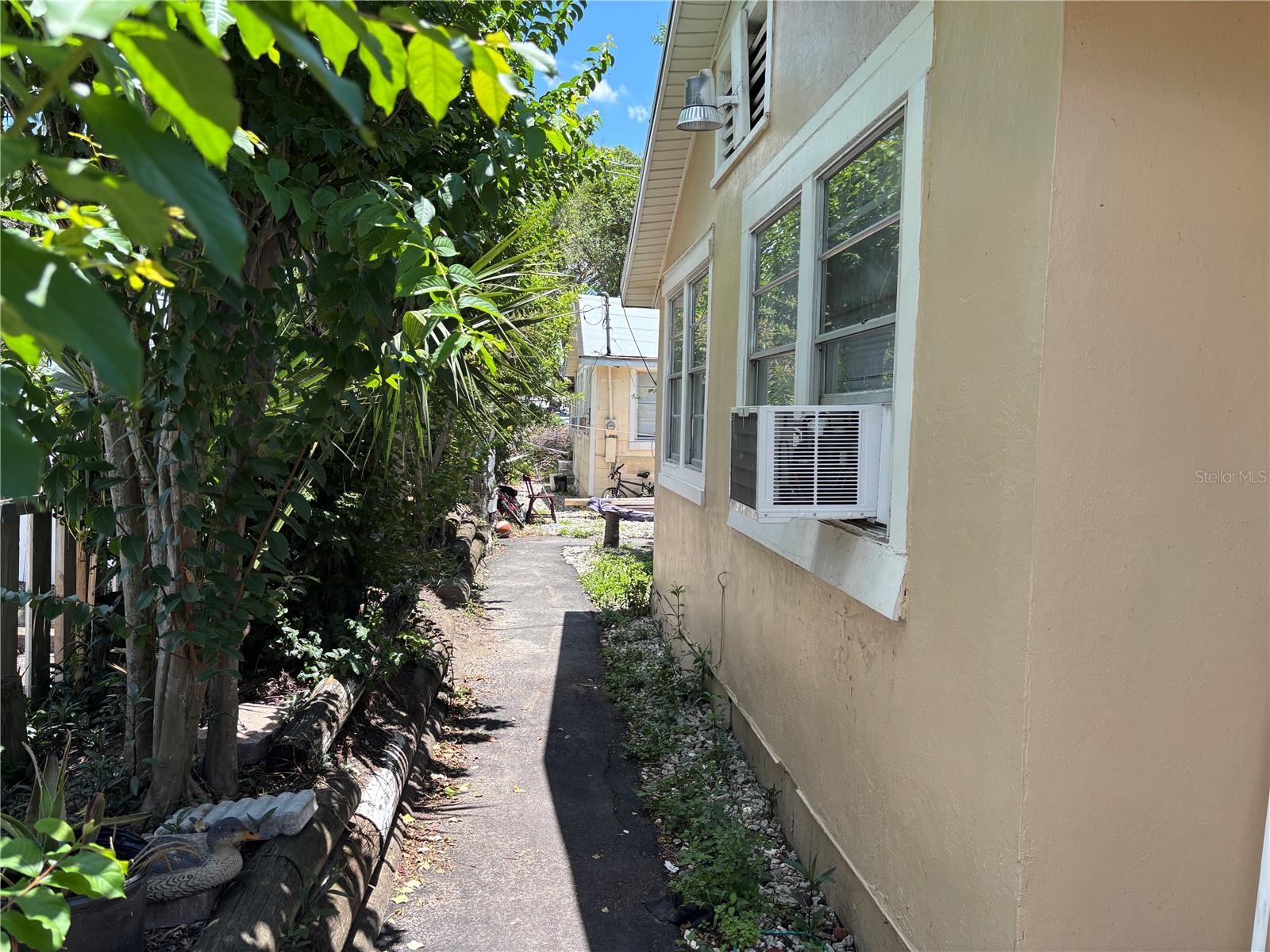 DREW PARK RE PLAT - Residential Income