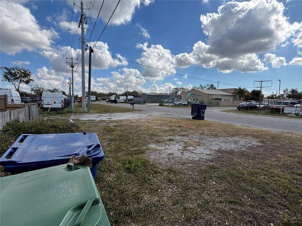 Photo of 4213 W Cayuga Street, Tampa, FL 33614 (MLS # TB8387937)