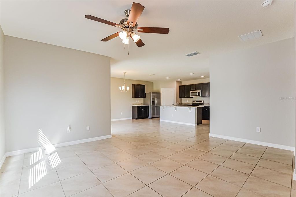 Photo of 432 Tanglewood Drive, Davenport, FL 33896 (MLS # O6357151)