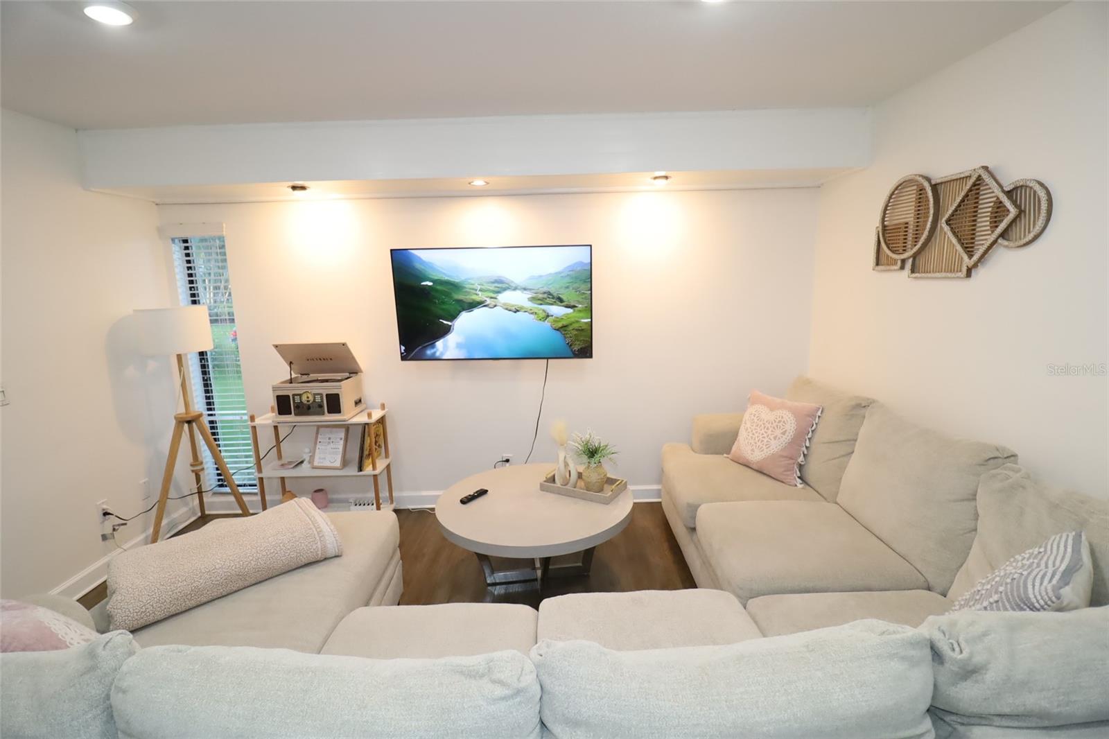 NORTHDALE SEC B UNIT 3 - Residential