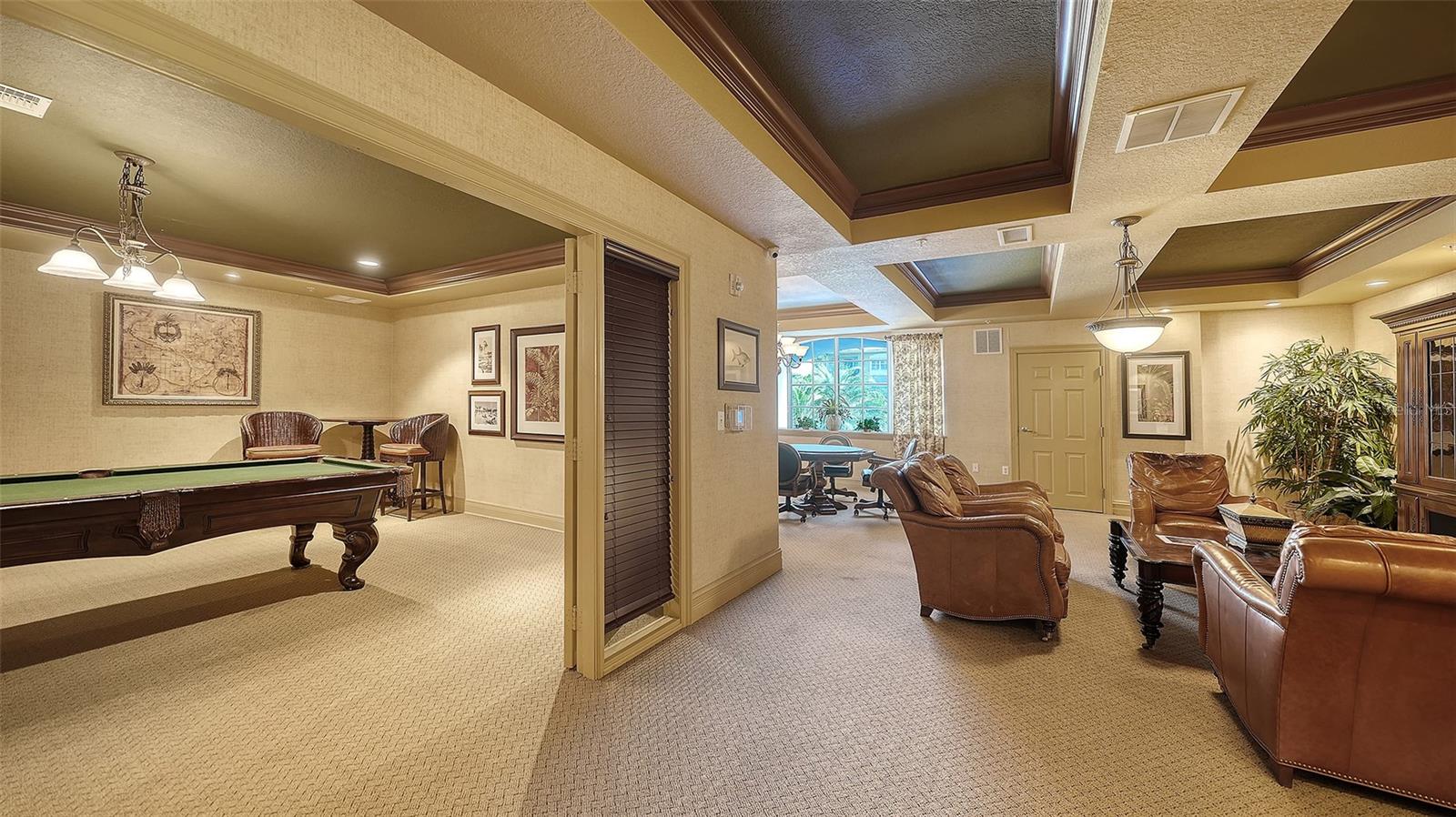 BROADWAY PROMENADE - Residential