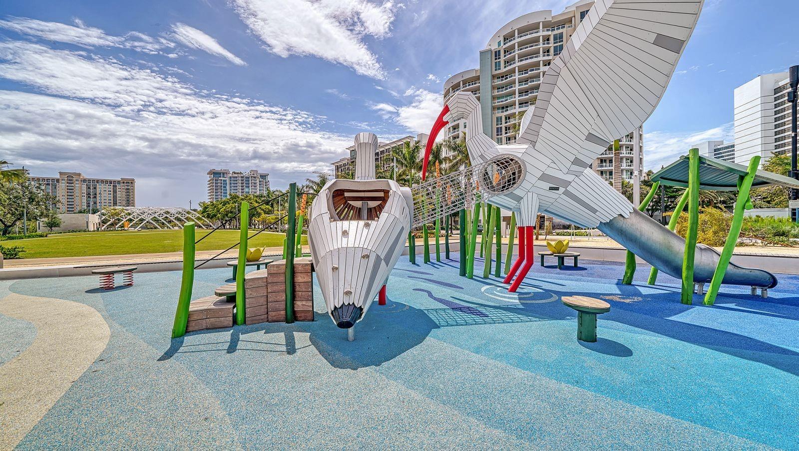 BROADWAY PROMENADE - Residential