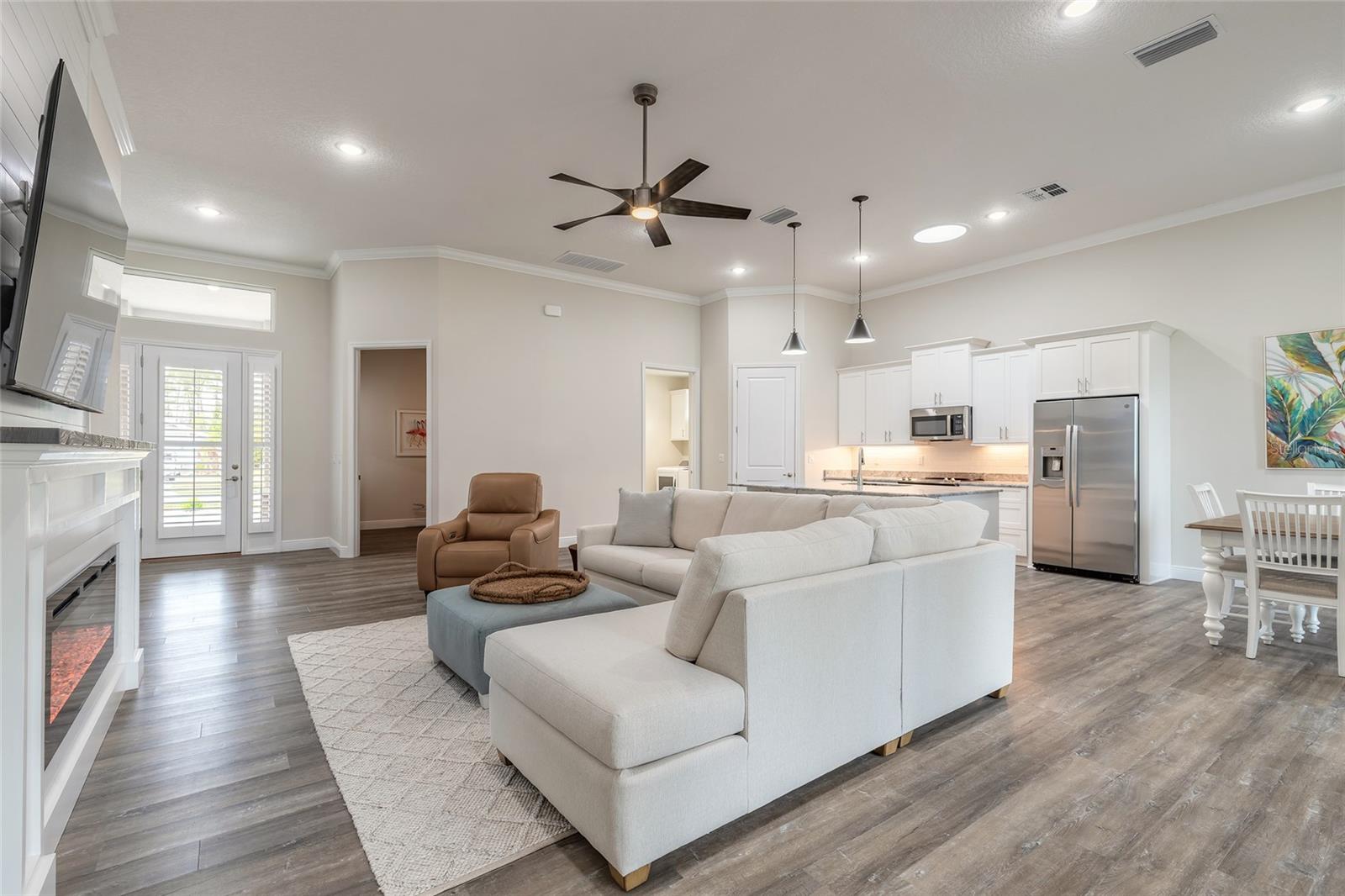 PALMS PH 5 - Residential