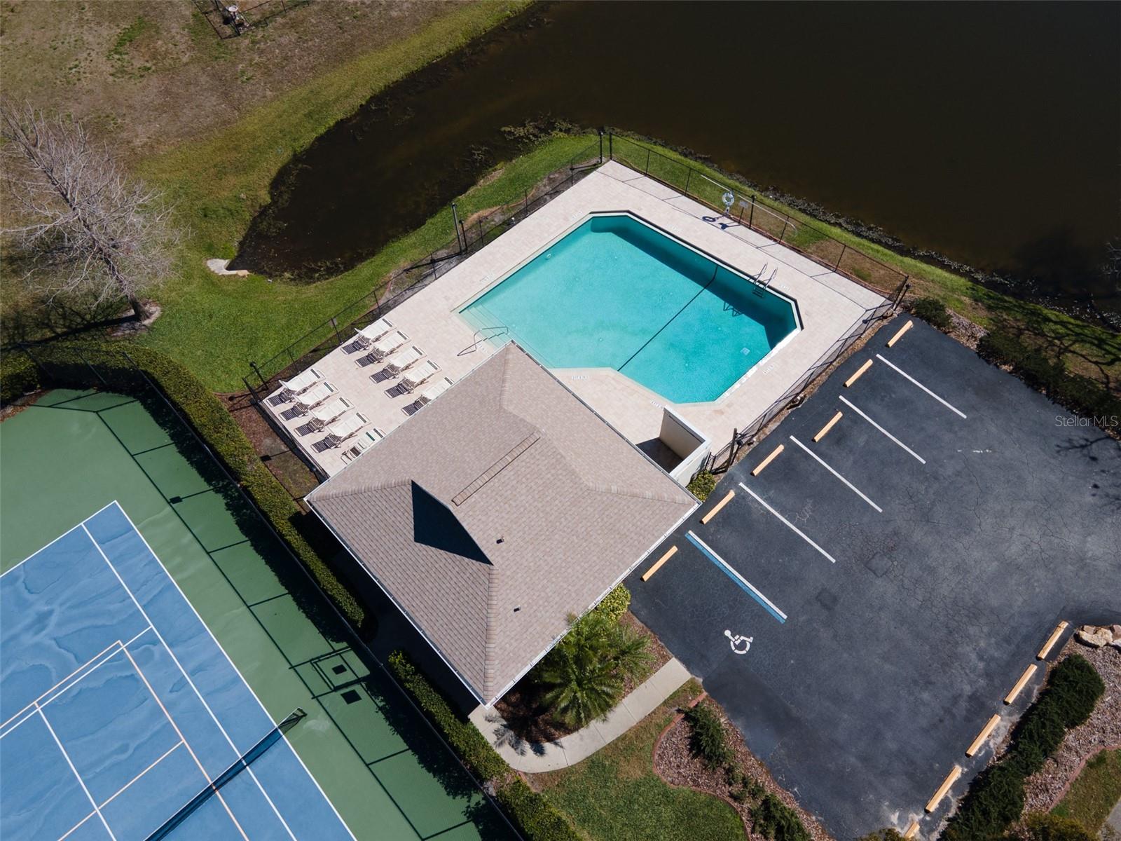 BRIARWOOD - Residential