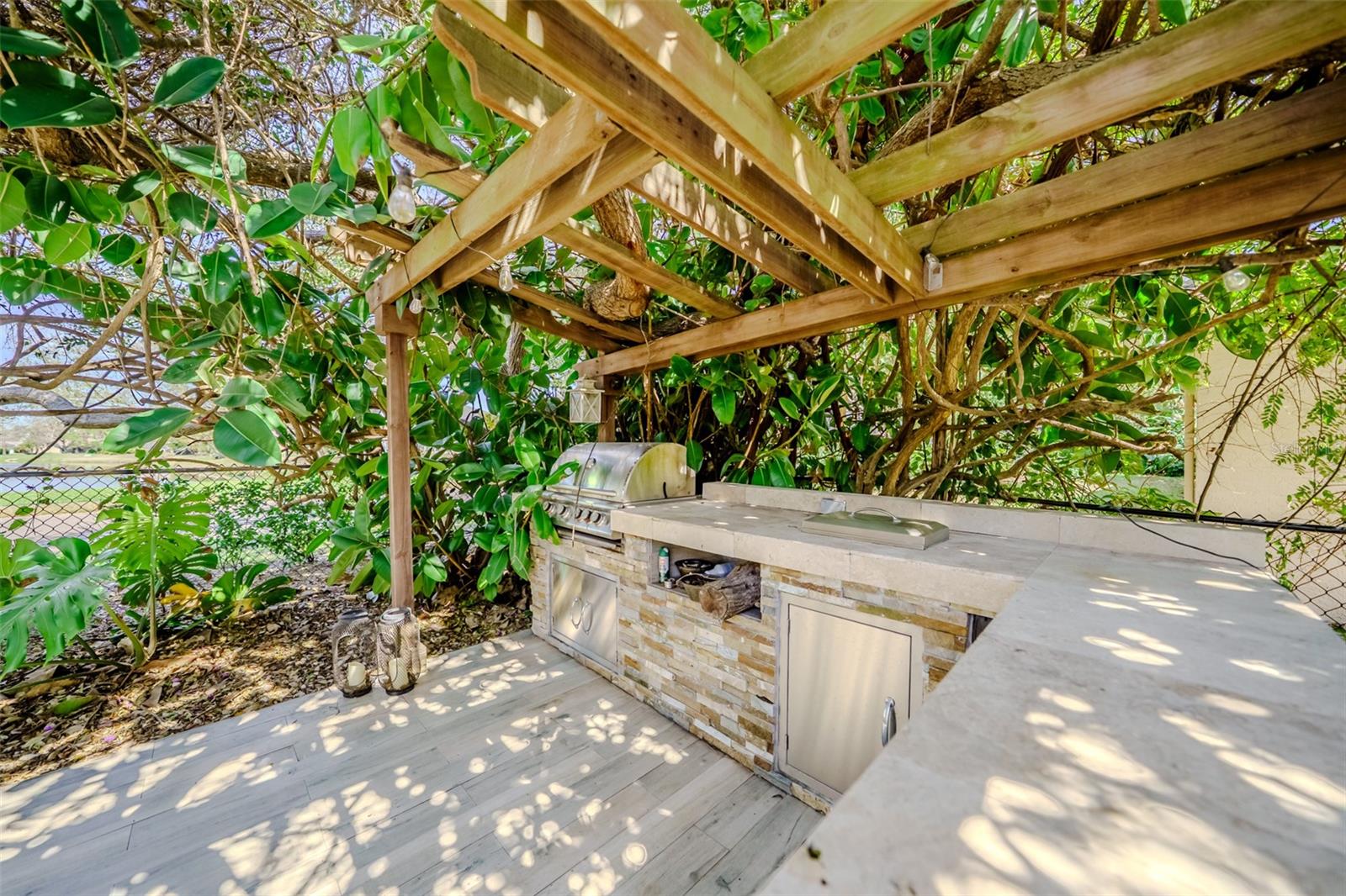 BRIARWOOD - Residential