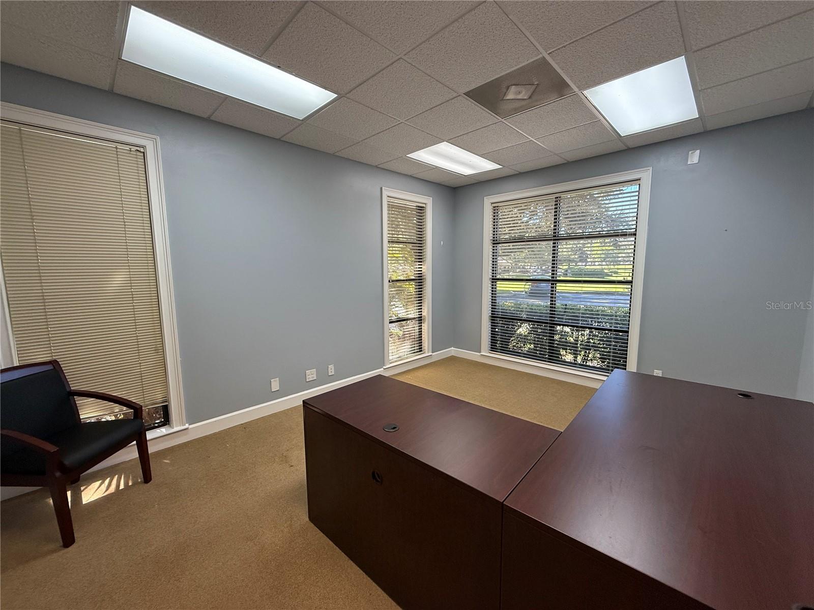 HIGHLANDS PROFESSIONAL CENTER 02 - Commercial Lease