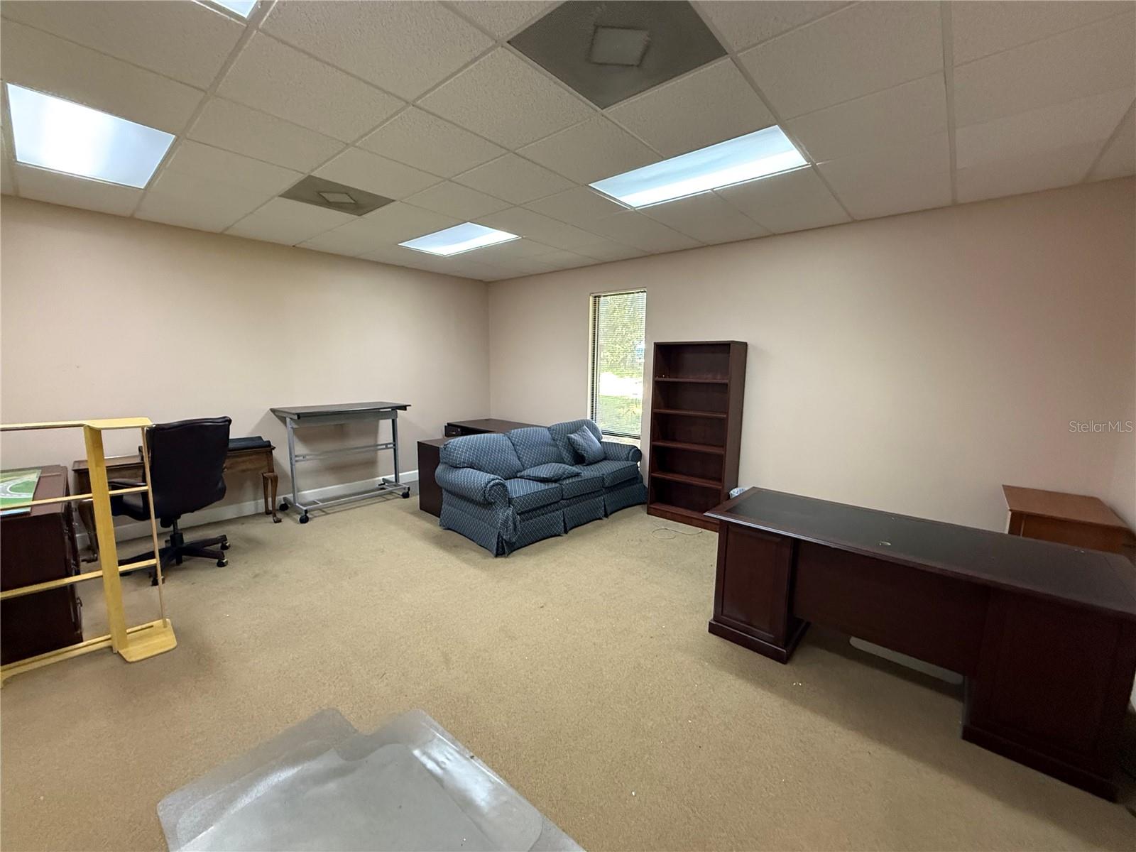 HIGHLANDS PROFESSIONAL CENTER 02 - Commercial Lease