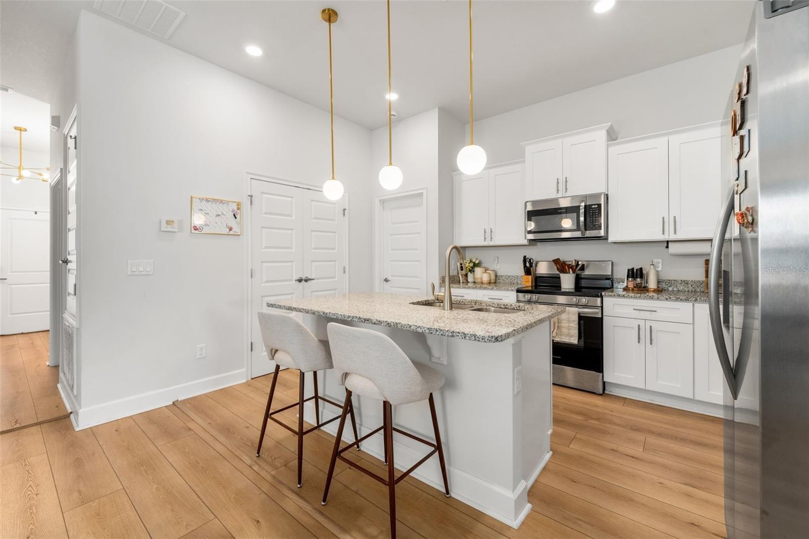 COUNTRY WAY SOUTH PH 1 PB 38 PG 79 - Residential