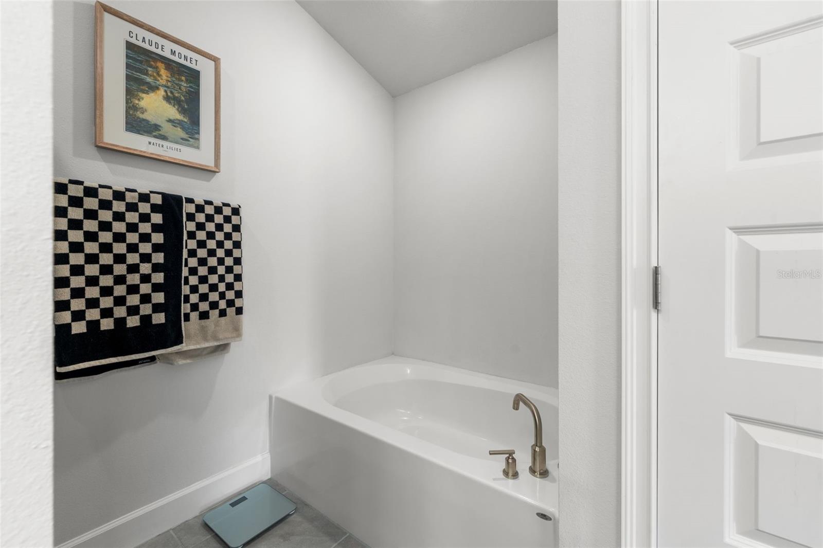 COUNTRY WAY SOUTH PH 1 PB 38 PG 79 - Residential