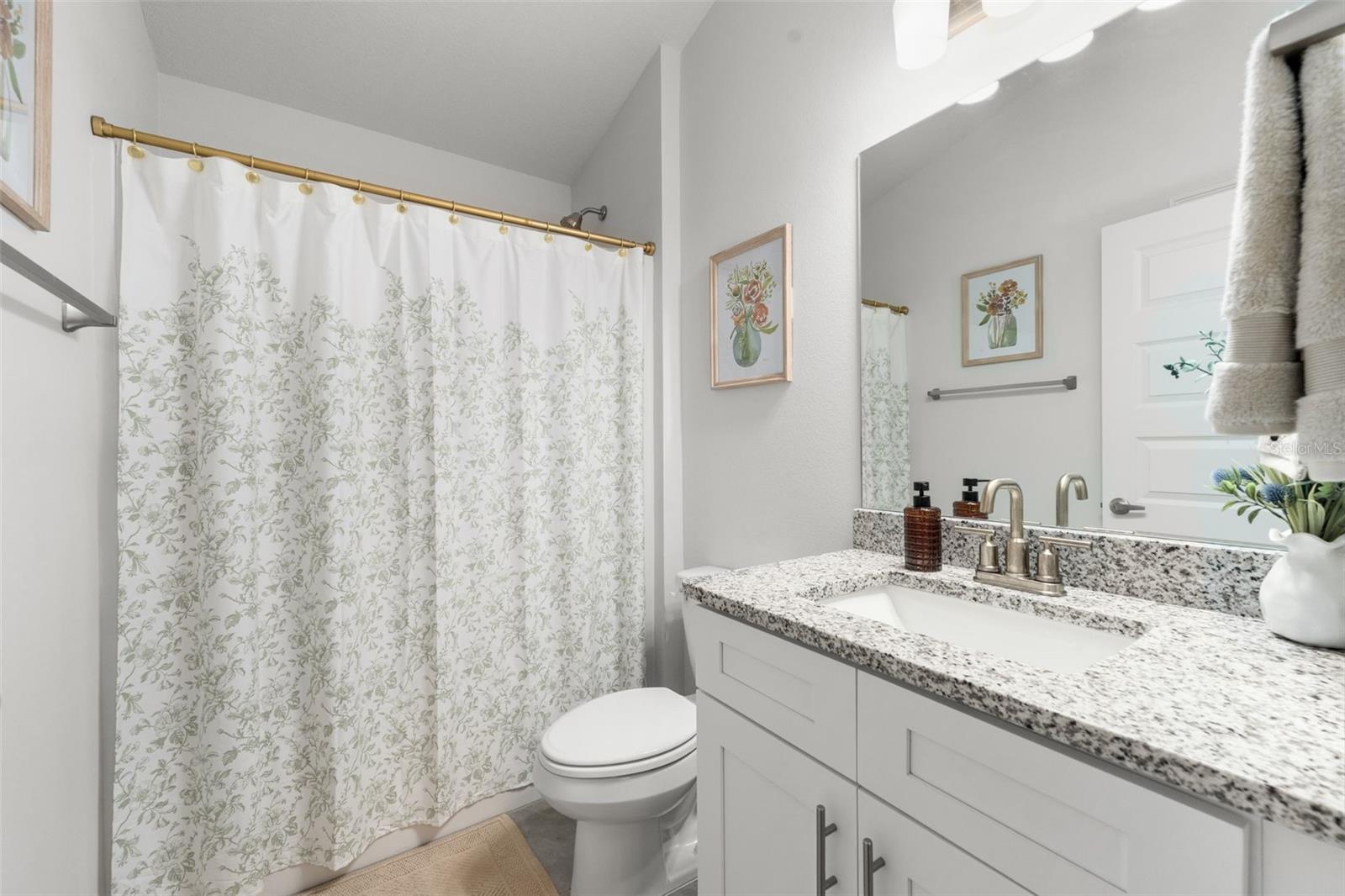 COUNTRY WAY SOUTH PH 1 PB 38 PG 79 - Residential