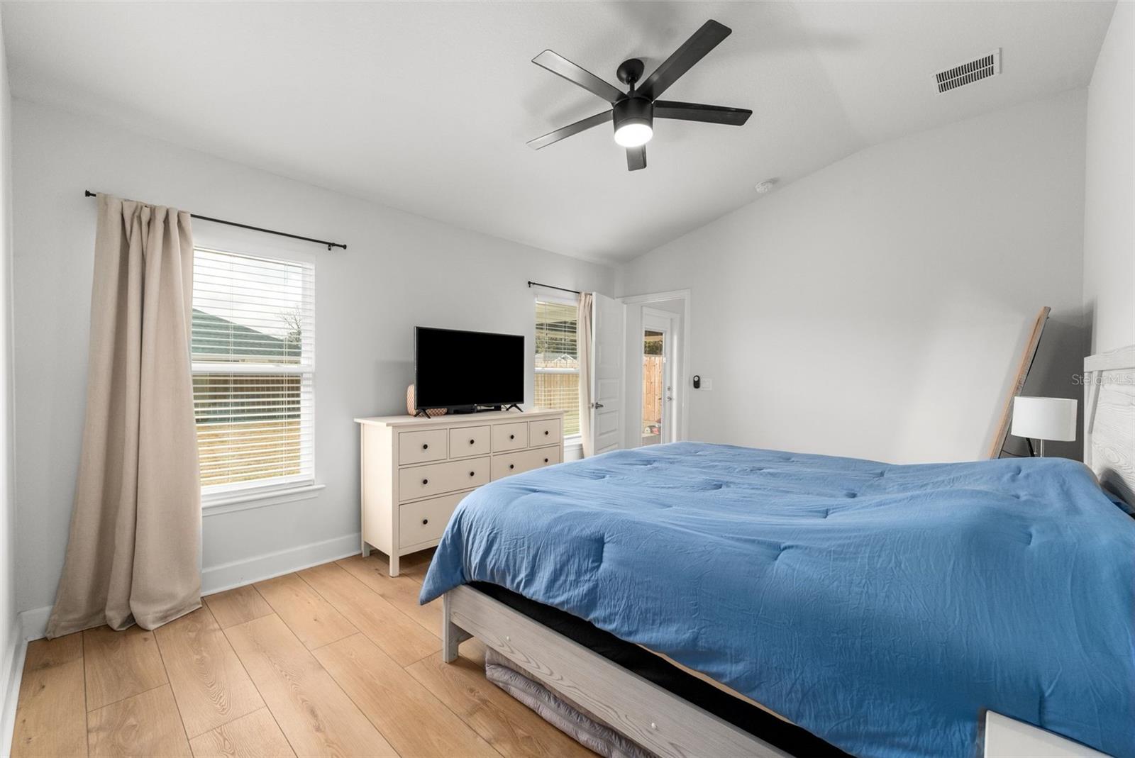 COUNTRY WAY SOUTH PH 1 PB 38 PG 79 - Residential