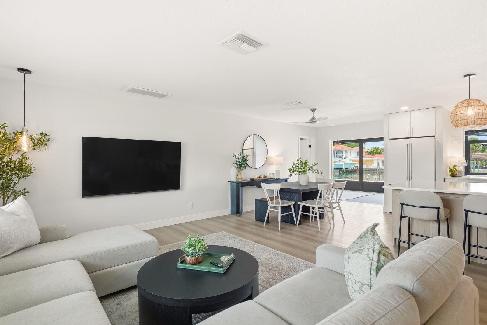 VENETIAN ISLES - Residential
