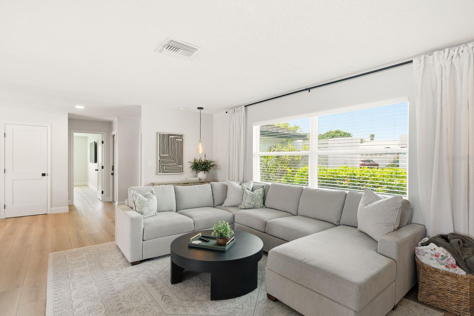 VENETIAN ISLES - Residential