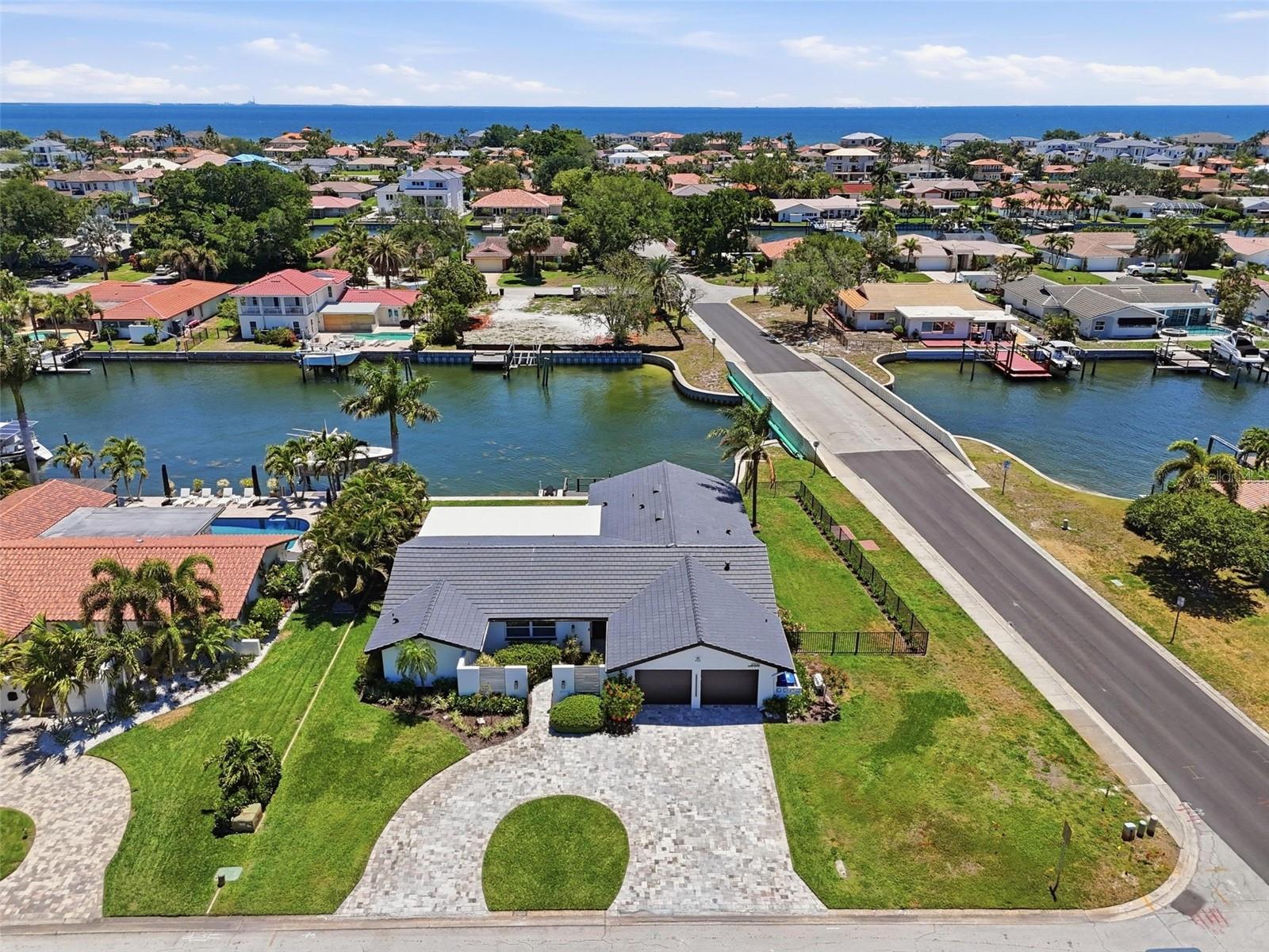 VENETIAN ISLES - Residential