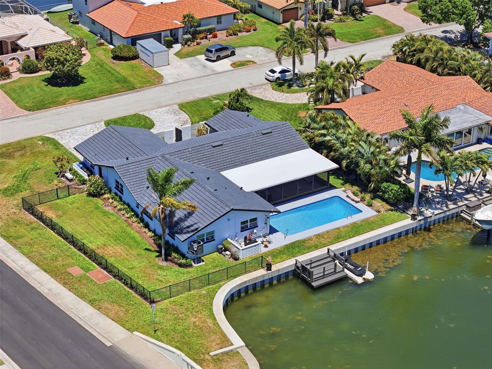 VENETIAN ISLES - Residential