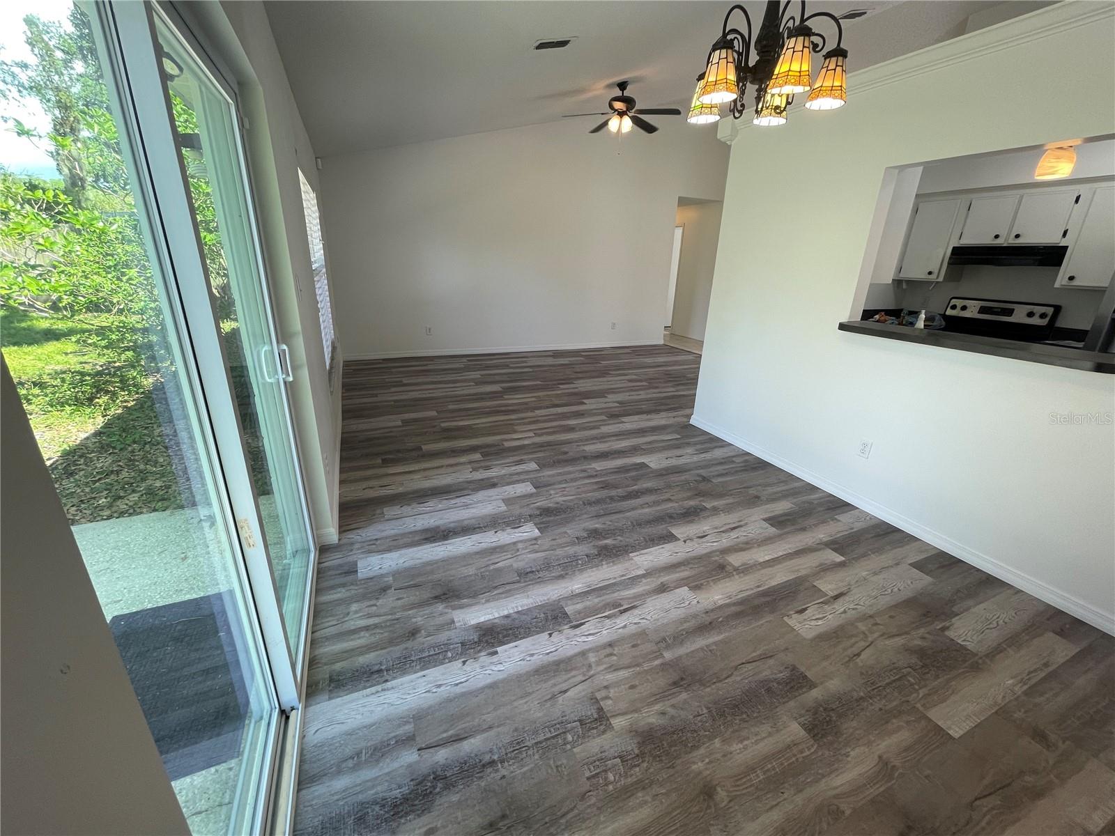 COLLEGE HEIGHTS PH 03 - Residential Lease