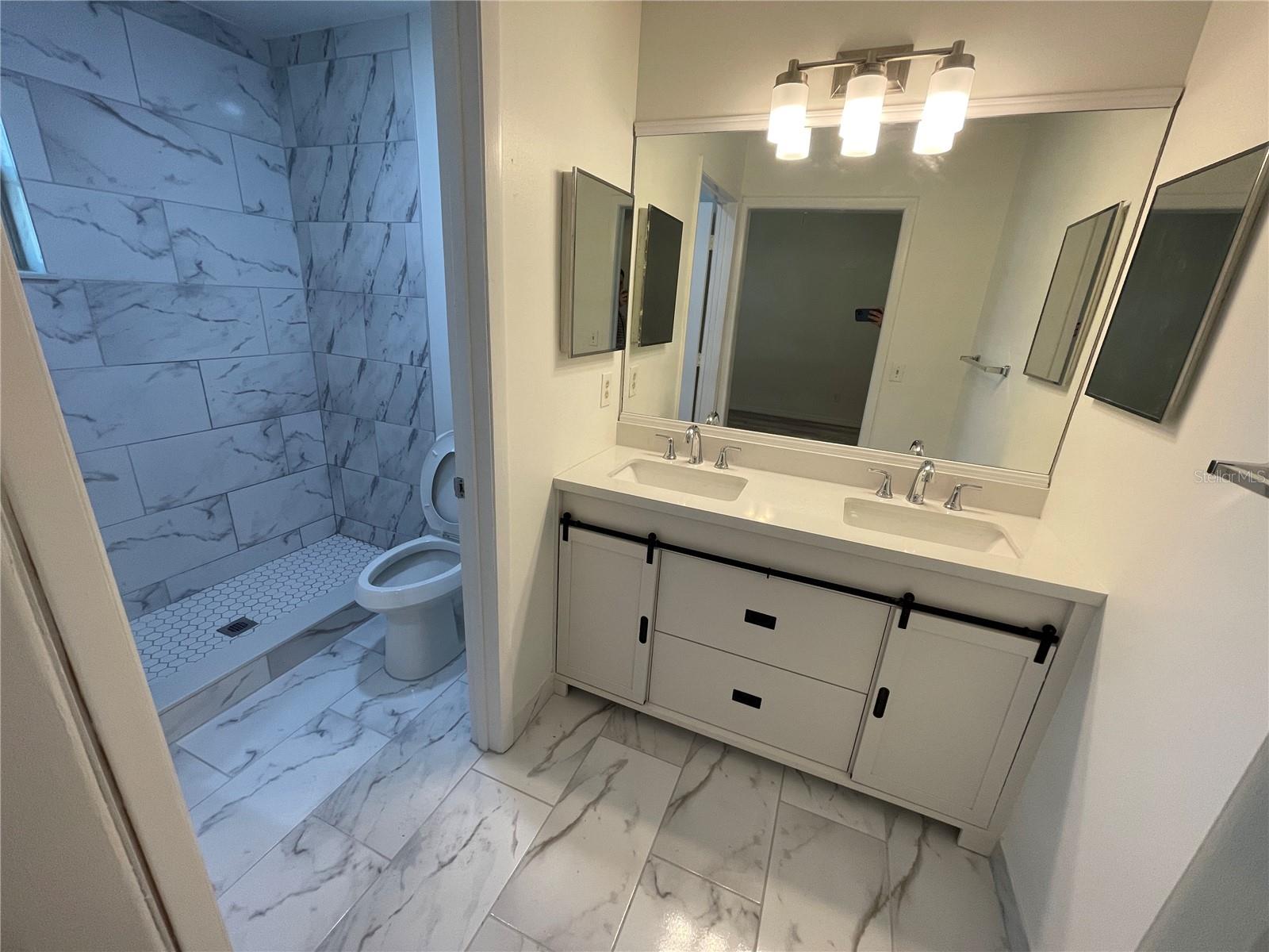 COLLEGE HEIGHTS PH 03 - Residential Lease