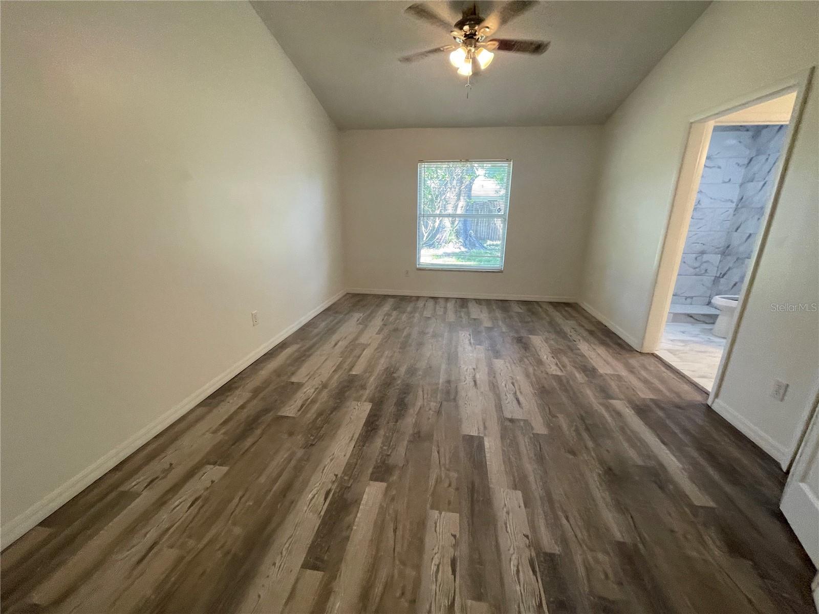 COLLEGE HEIGHTS PH 03 - Residential Lease