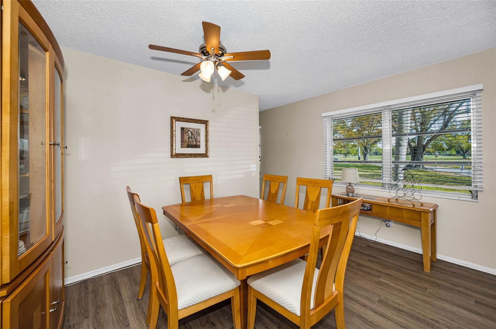 ON TOP OF THE WORLD - Residential