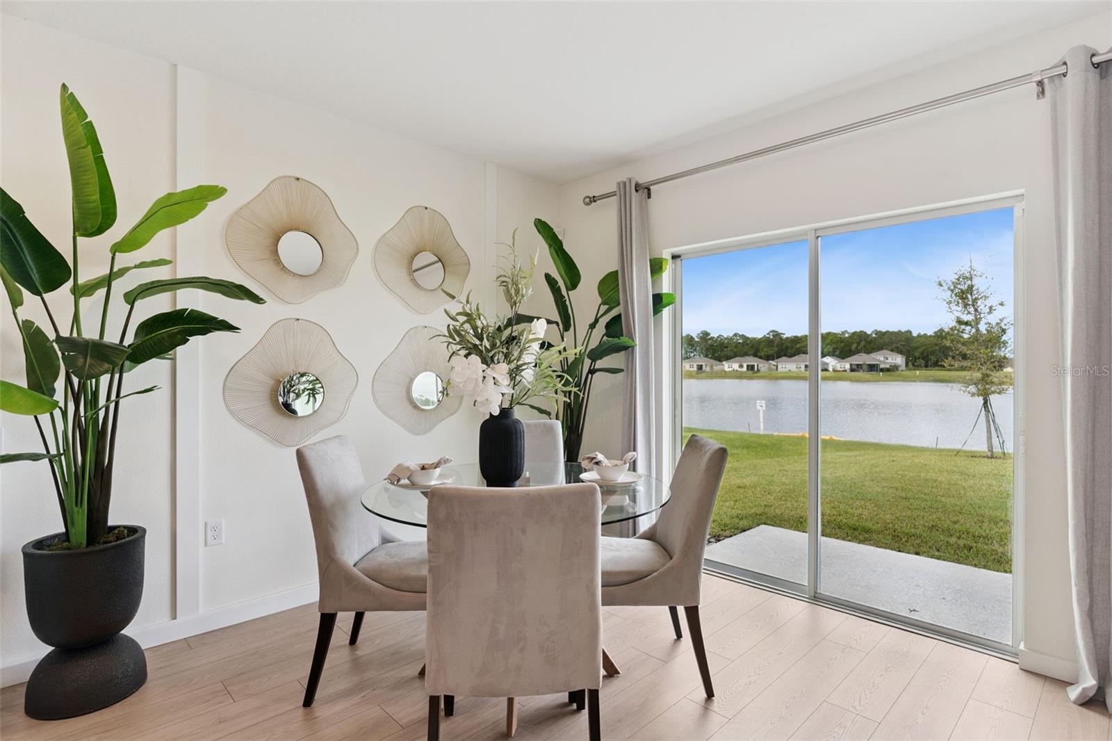 HARMONY WEST - Residential