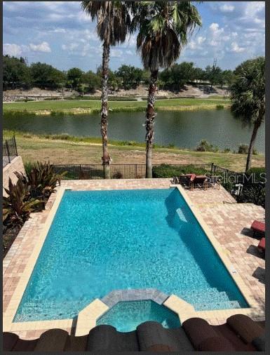 915 GOLDEN BEAR DRIVE