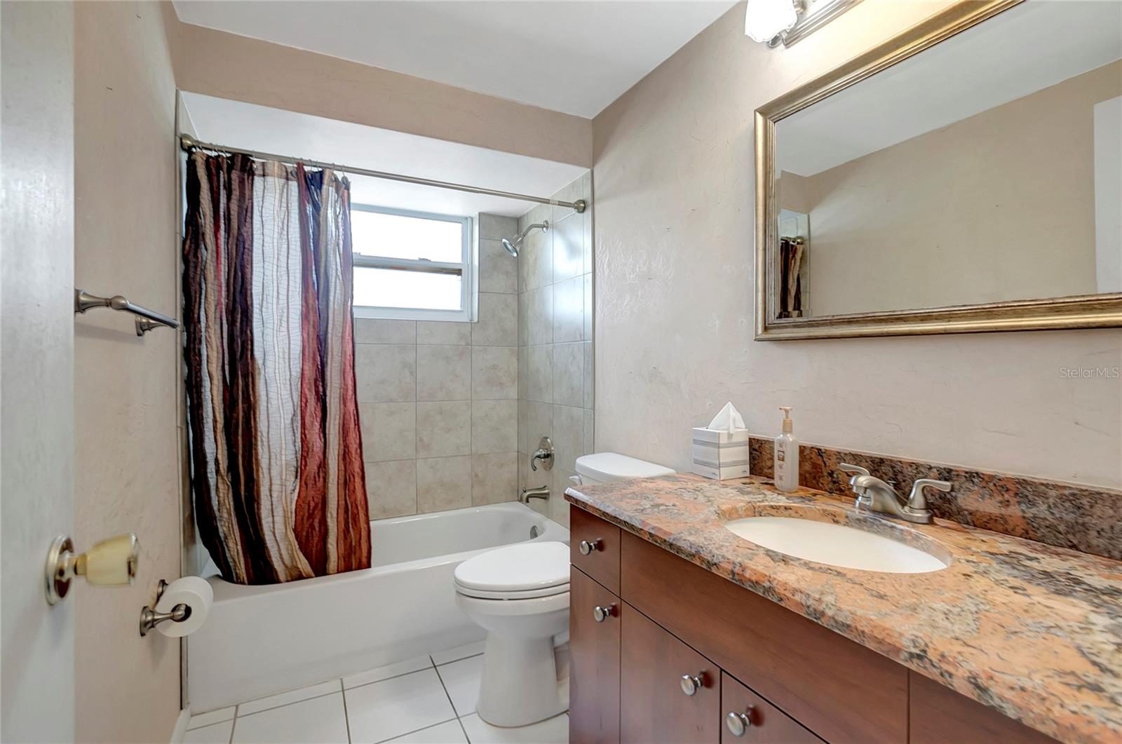 BEACON SQUARE - Residential