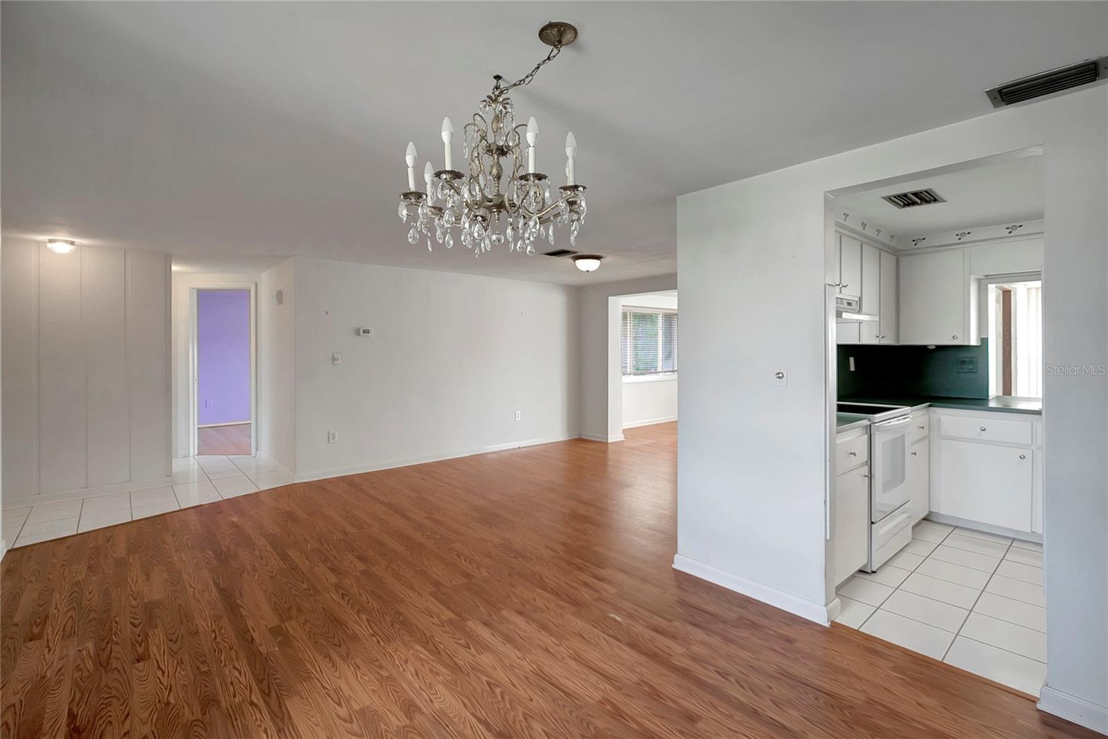 BEACON SQUARE - Residential