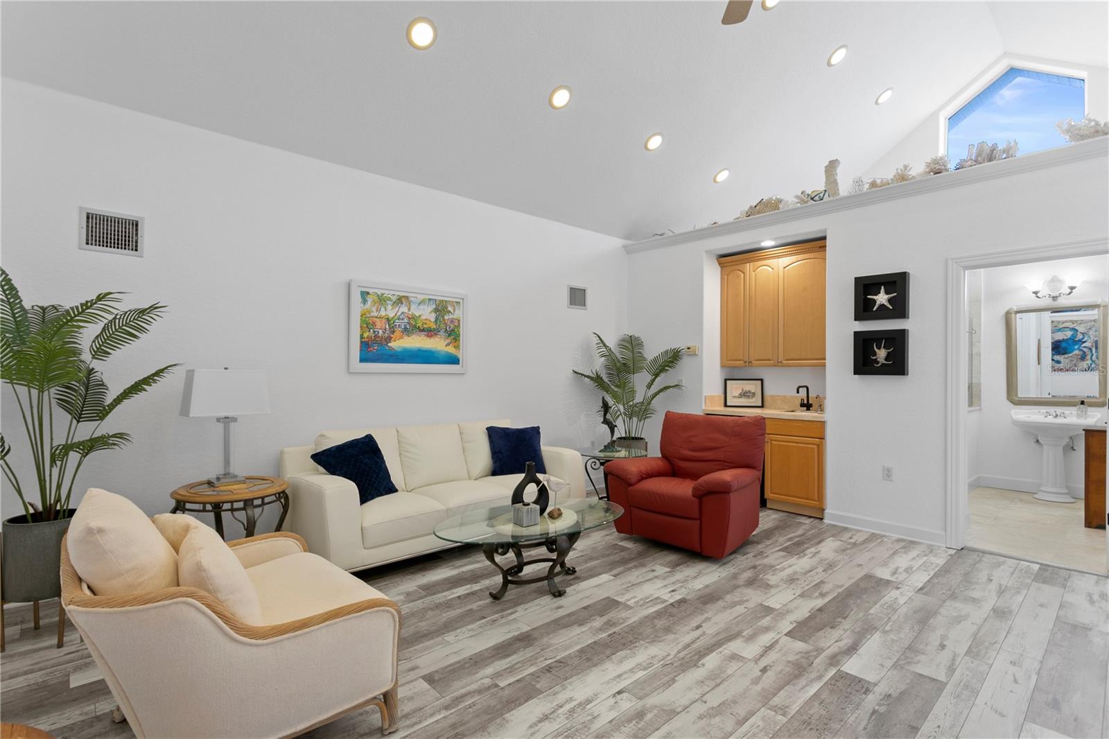 BAY POINT ESTATES 3RD ADD - Residential