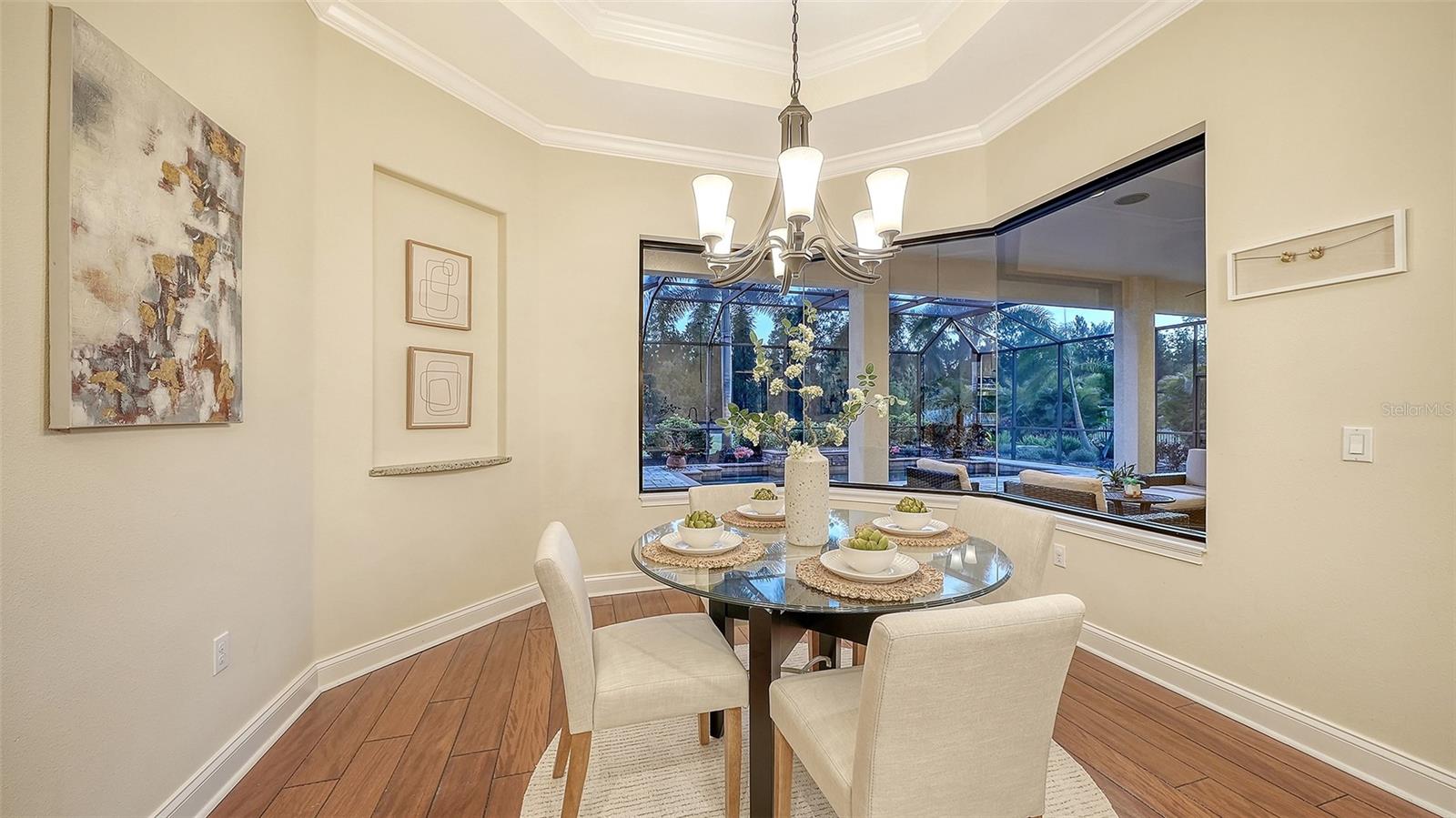 COUNTRY CLUB E LWR SP PP UN1, 2, 3PB52/123 - Residential