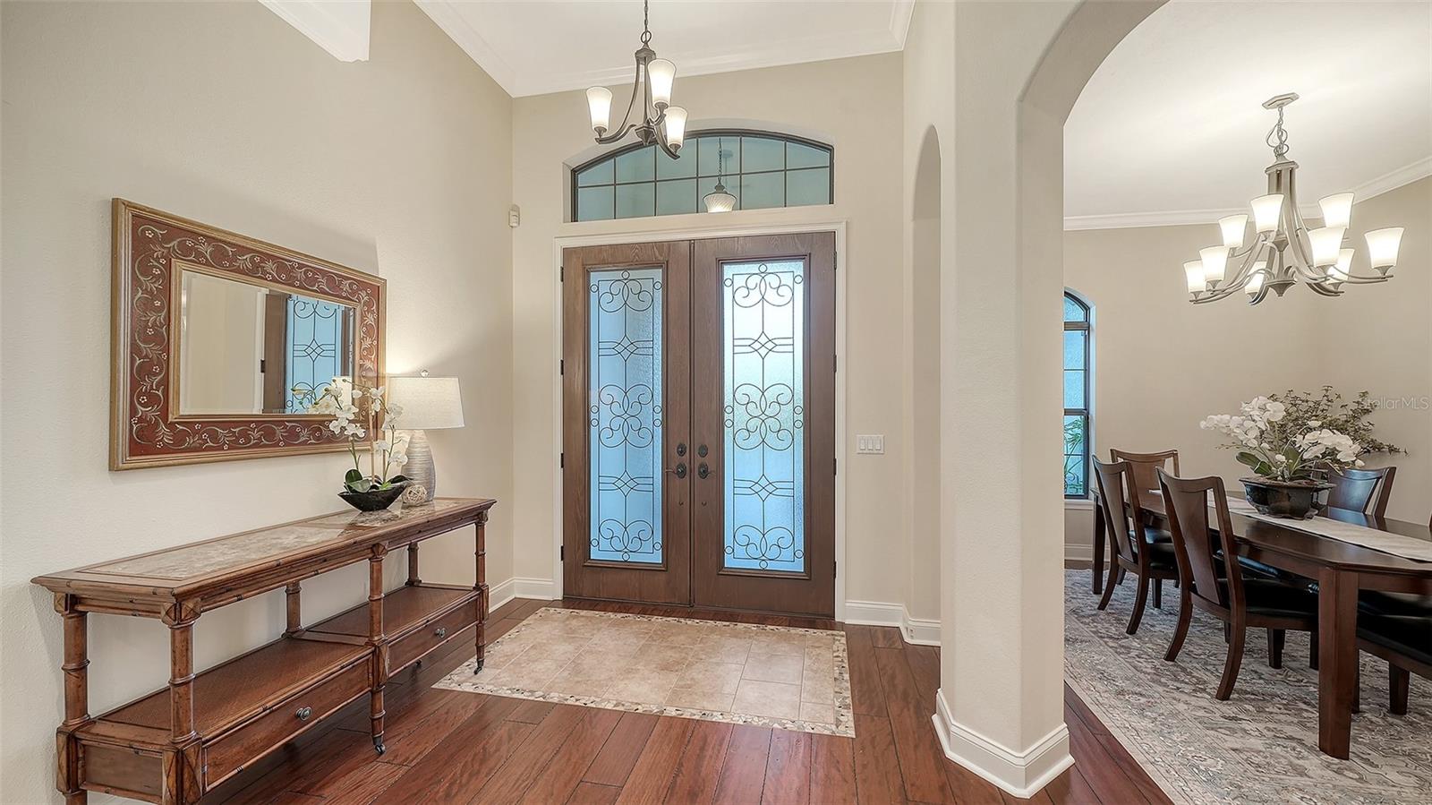 COUNTRY CLUB E LWR SP PP UN1, 2, 3PB52/123 - Residential