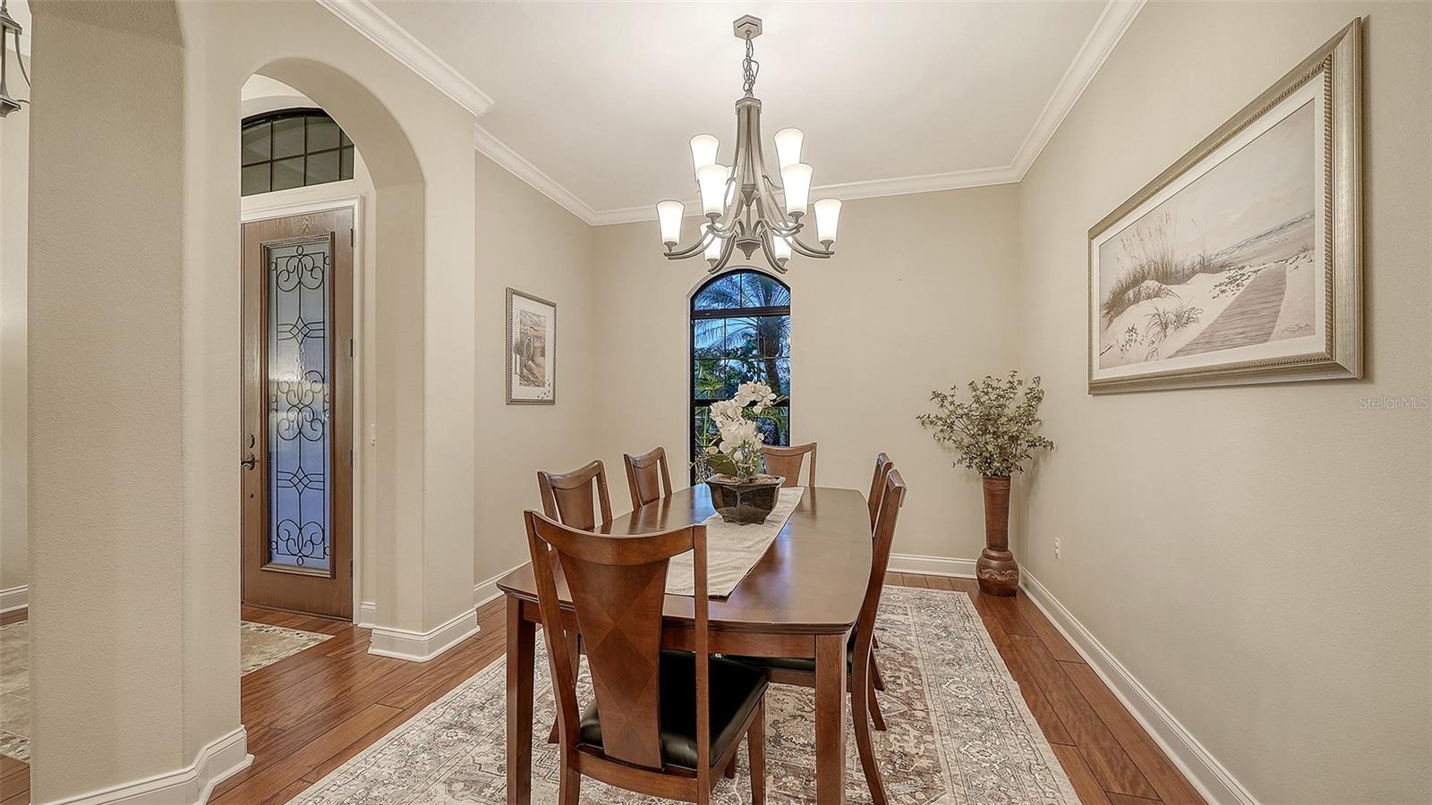 COUNTRY CLUB E LWR SP PP UN1, 2, 3PB52/123 - Residential