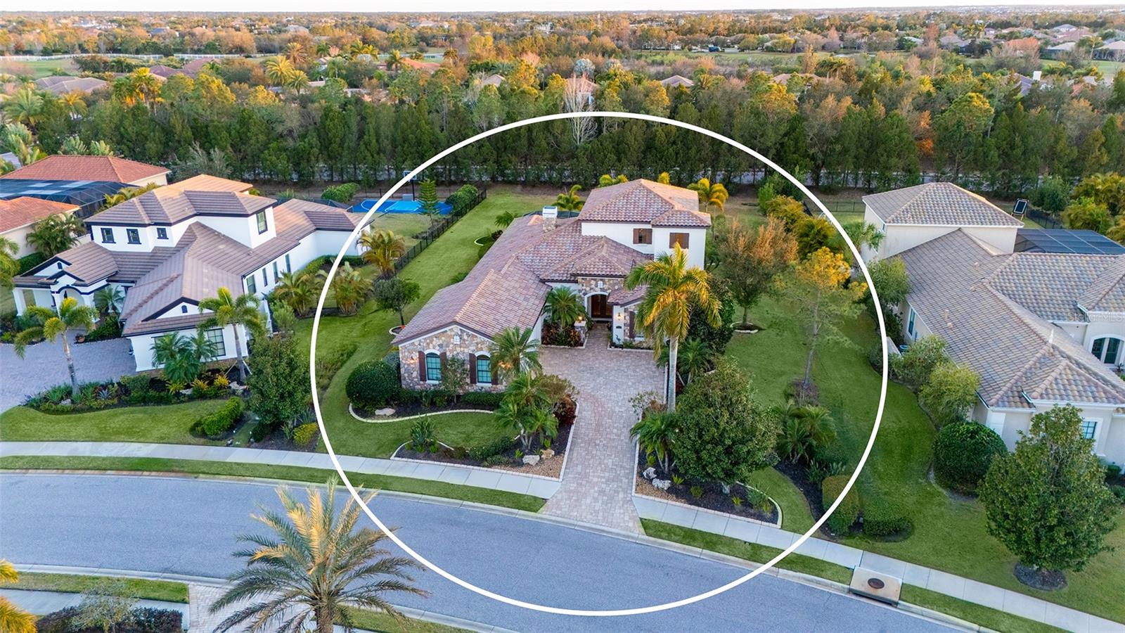 COUNTRY CLUB E LWR SP PP UN1, 2, 3PB52/123 - Residential