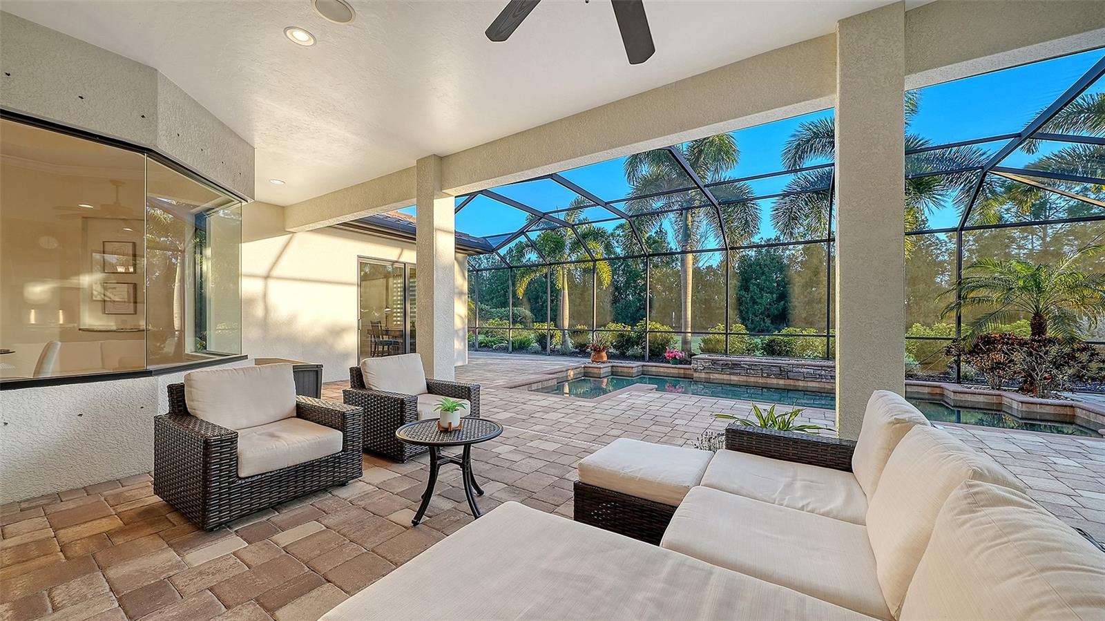 COUNTRY CLUB E LWR SP PP UN1, 2, 3PB52/123 - Residential