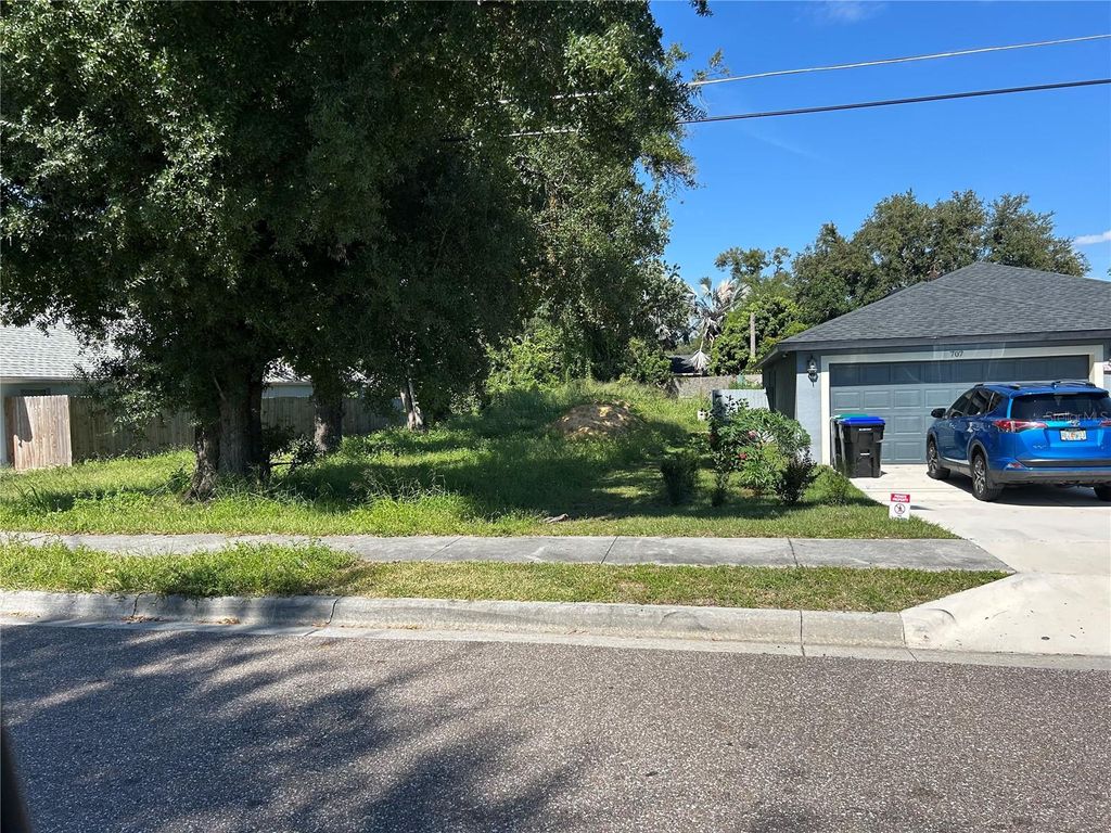 Photo of 709 20th Street, Orlando, FL 32805 (MLS # O6355515)