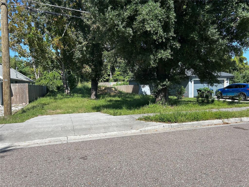 Photo of 709 20th Street, Orlando, FL 32805 (MLS # O6355515)