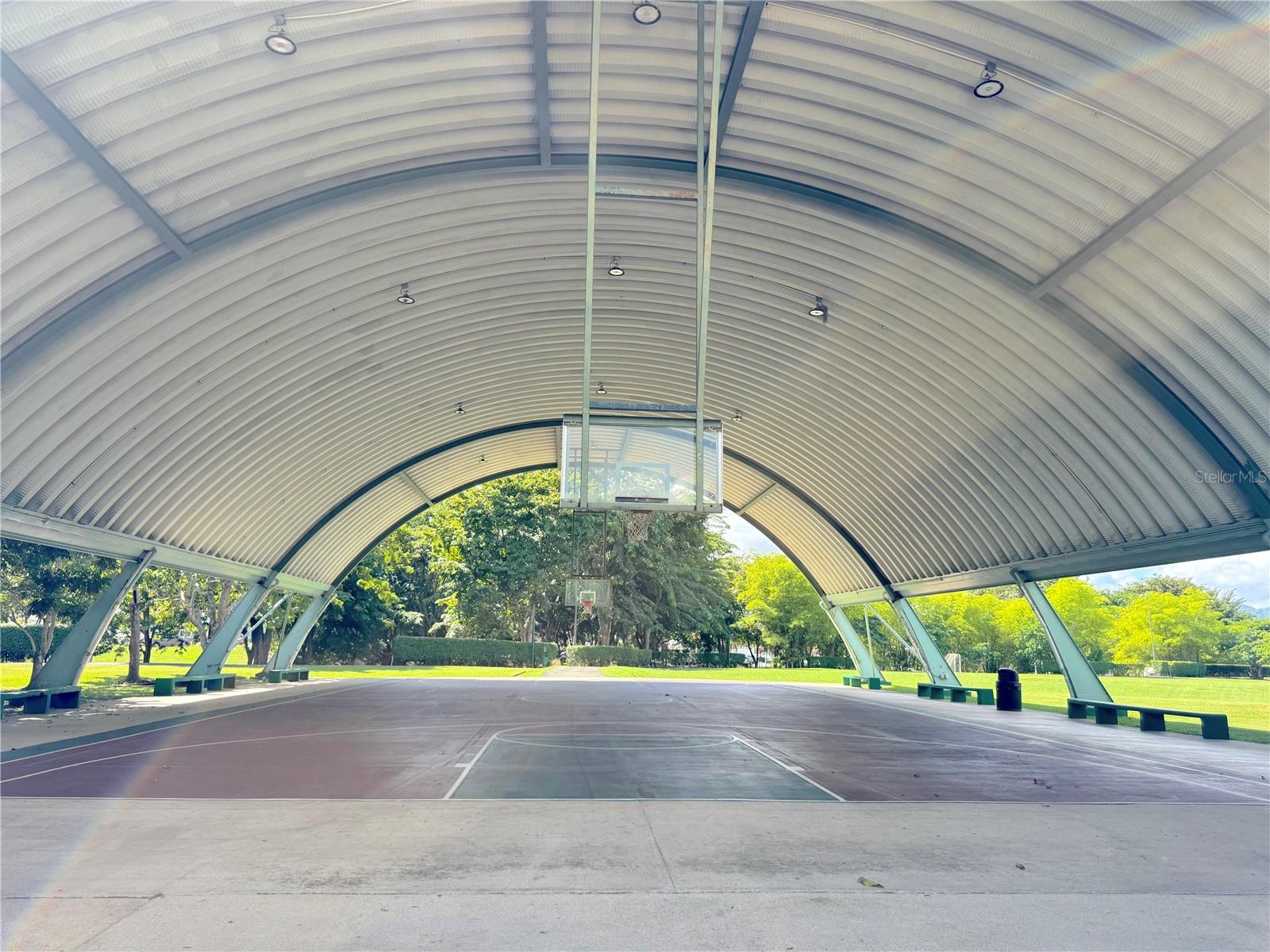 URB. VEREDAS - Residential