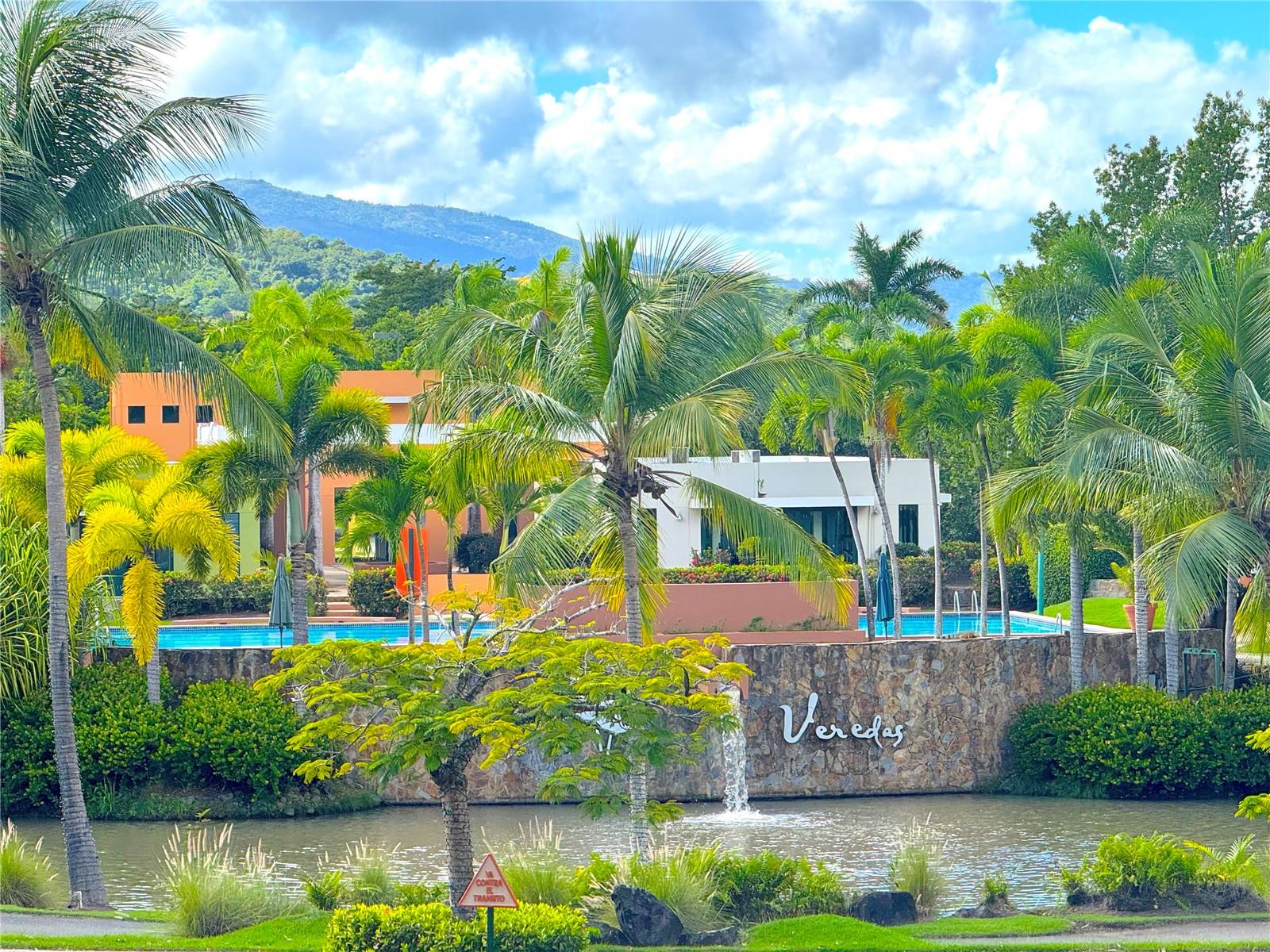 URB. VEREDAS - Residential