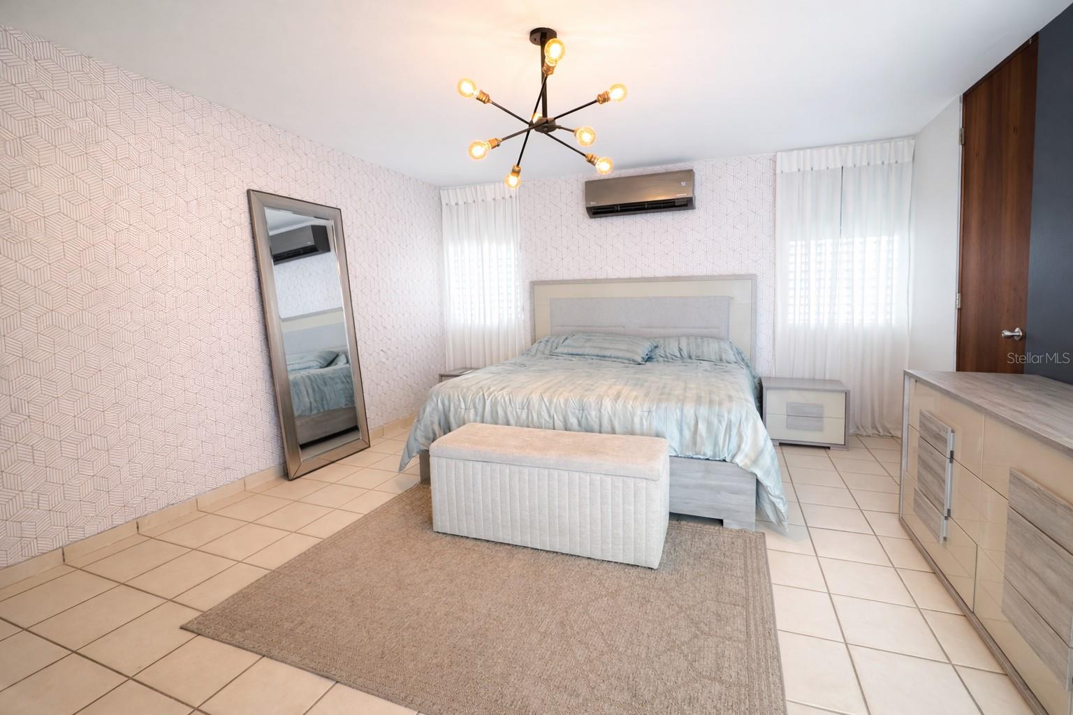 URB. VEREDAS - Residential