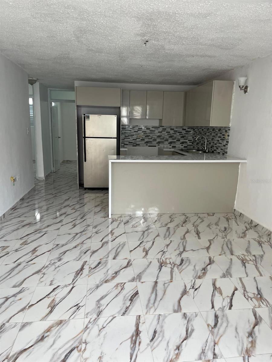 Urb Villa Paraiso CALLE TACITAS J17