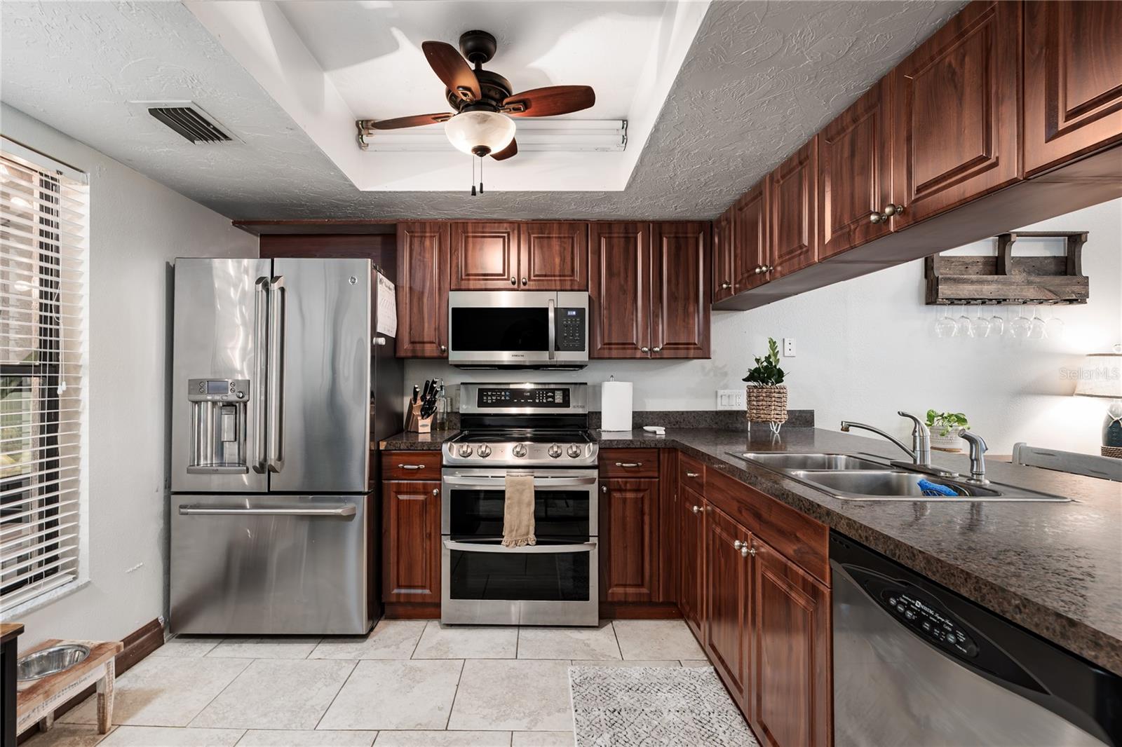 MELWOOD OAKS PH III & IV - Residential