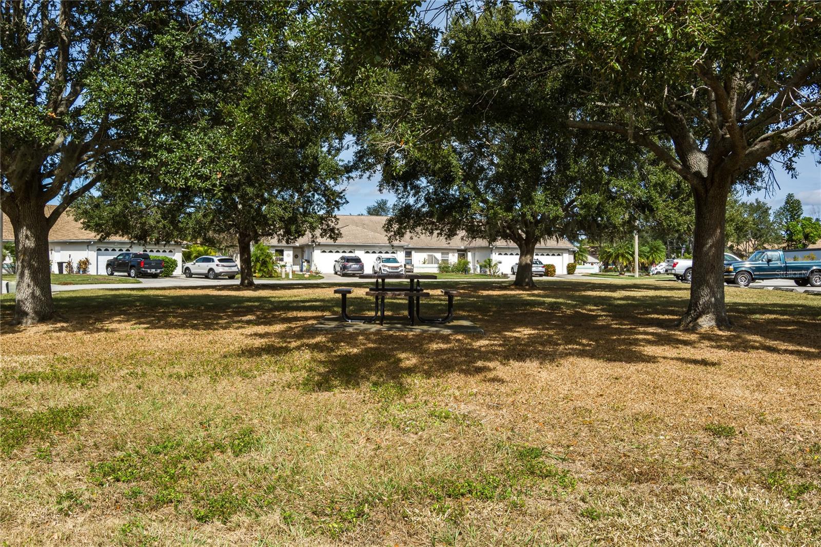 MELWOOD OAKS PH III & IV - Residential