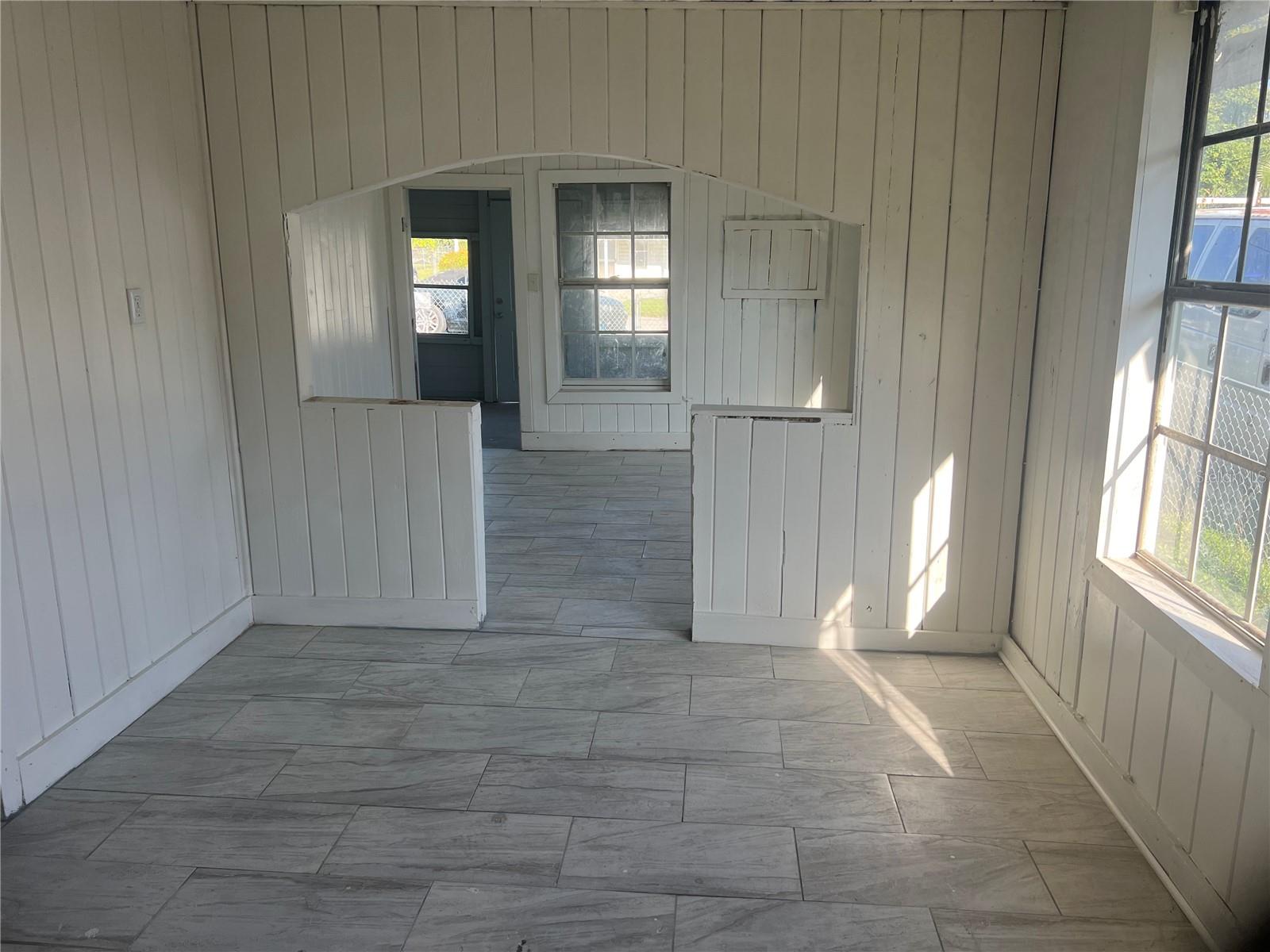 112 3RD ELOISE STREET