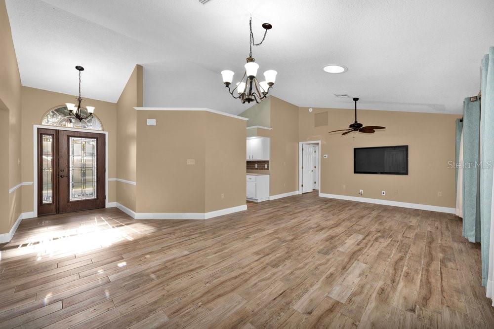 608 CHAUTAUQUA DRIVE