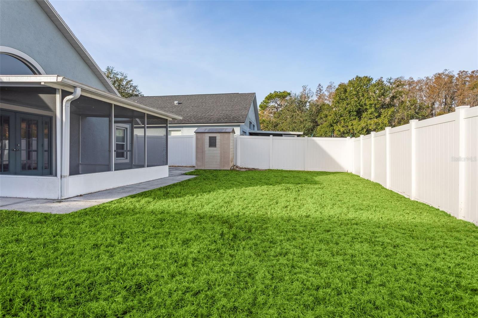 MEADOW POINTE - Residential