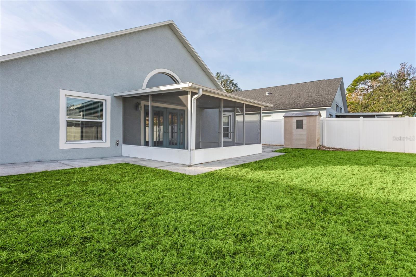 MEADOW POINTE - Residential