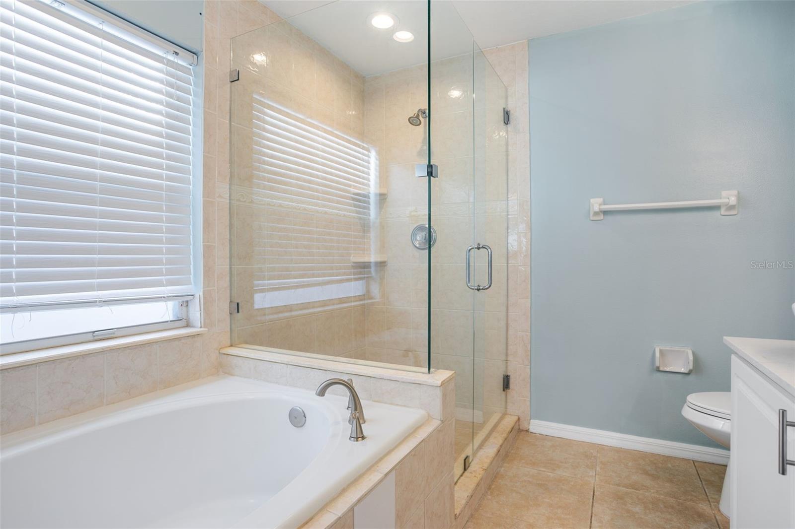 MEADOW POINTE - Residential